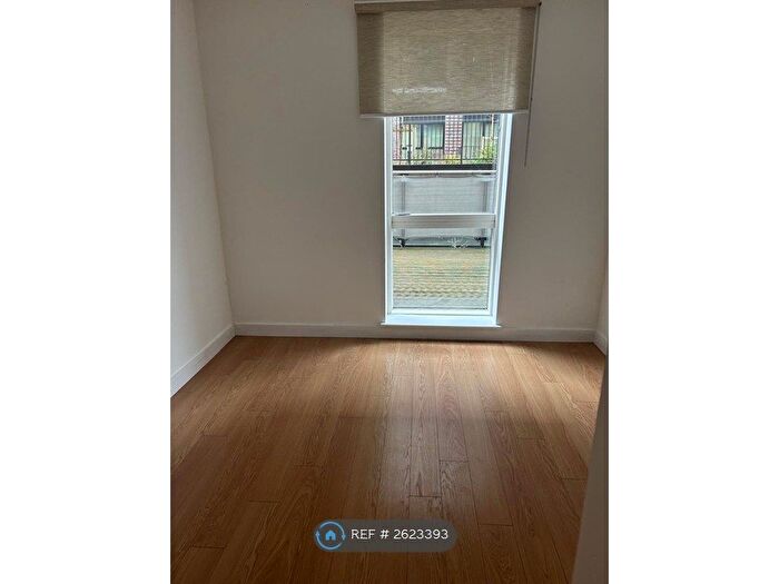 1 Bedroom Flat To Rent In Adana Building, London, SE13