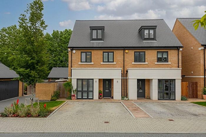 4 Bedroom Semi-Detached House For Sale In Orchard Farm Avenue, East Molesey, KT8