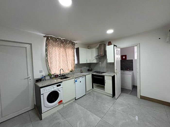 1 Bedroom Flat To Rent In High Street, Wealdstone, HA3