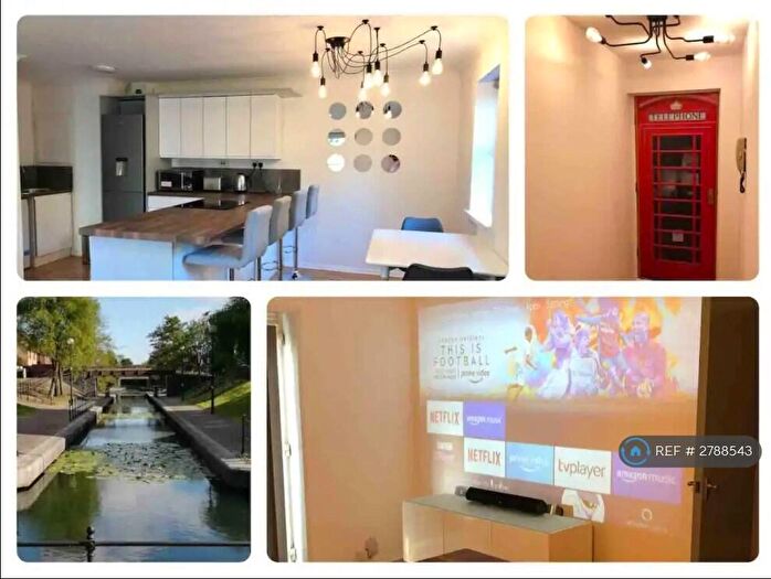 2 Bedroom Flat To Rent In Roxby Court, Cardiff, CF10