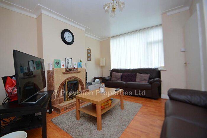 2 Bedroom Terraced House To Rent In Park View Avenue, Burley, Leeds, LS4
