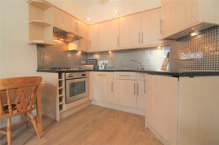 2 Bedroom Flat To Rent In Lauriston Street, Lauriston, Edinburgh, EH3