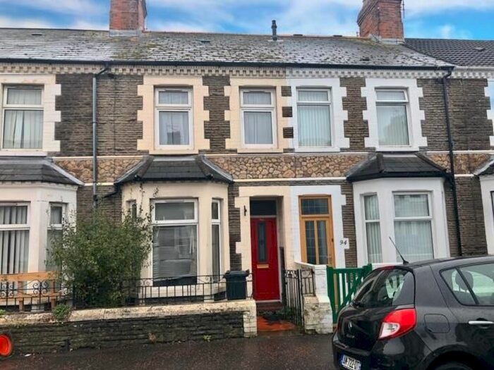 3 Bedroom Property To Rent In Arran Street, Roath, Cardiff, CF24