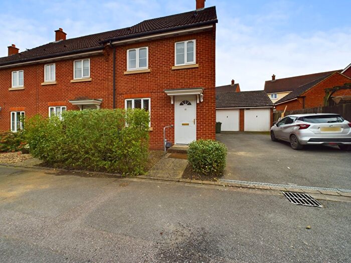 3 Bedroom Semi-Detached House To Rent In Marmion Way, Singleton, Ashford, TN23