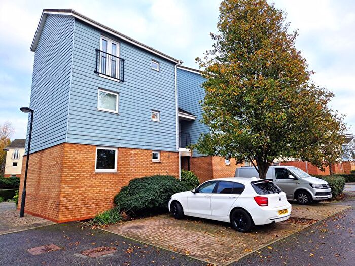 1 Bedroom Flat To Rent In Follager Road, Rugby, CV21