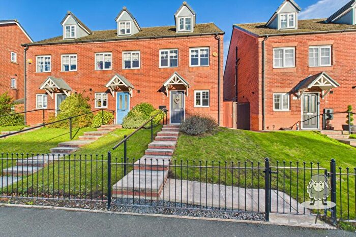3 Bedroom Town House For Sale In Station Road Boulevard, Prescot, Merseyside, L34