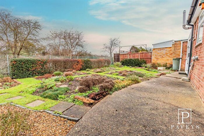 2 Bedroom Semi-Detached Bungalow For Sale In Rainham Way, Frinton-On-Sea, CO13