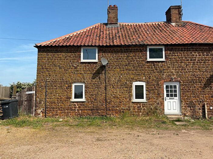 4 Bedroom Semi-Detached House For Sale In Main Road, West Bilney, King's Lynn, PE32