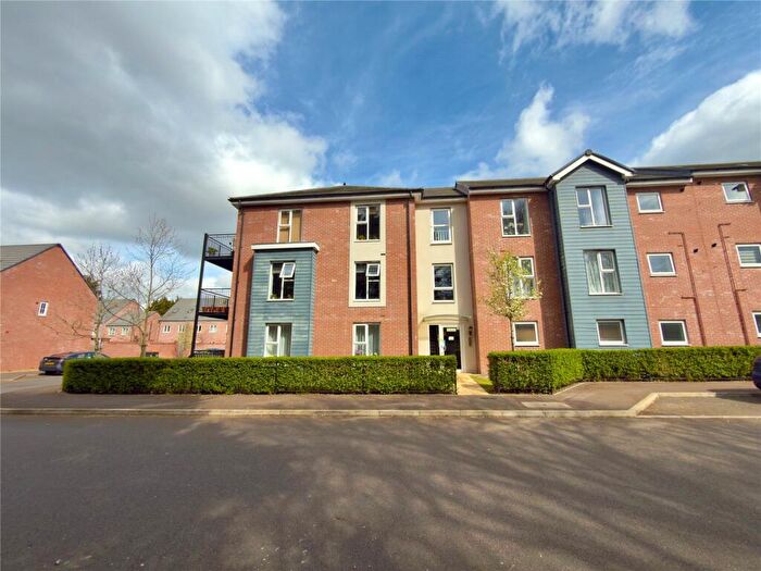 2 Bedroom Flat To Rent In Fauna Field, Dunstable, Bedfordshire, LU5