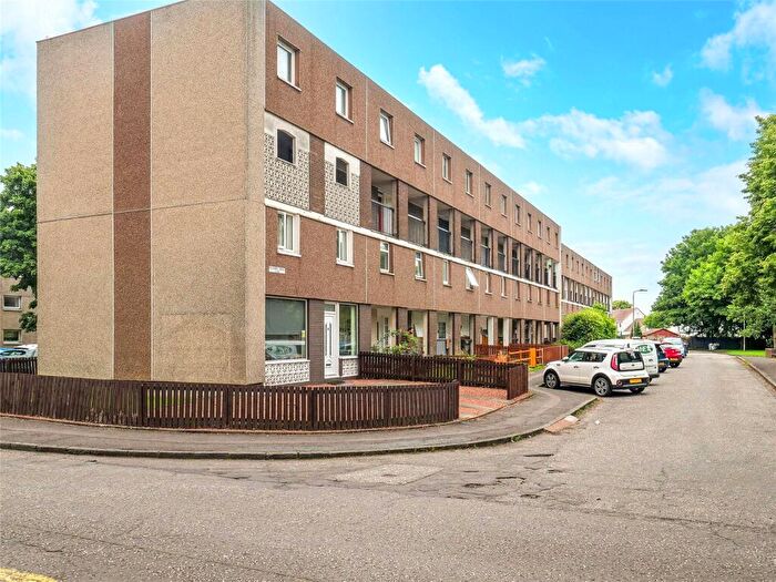 3 Bedroom Maisonette For Sale In Millford Drive, Linwood, Paisley, Renfrewshire, PA3