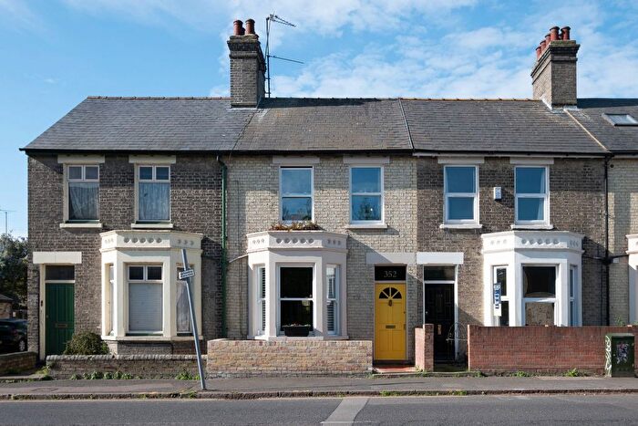 3 Bedroom Terraced House For Sale In Mill Road, Cambridge, CB1