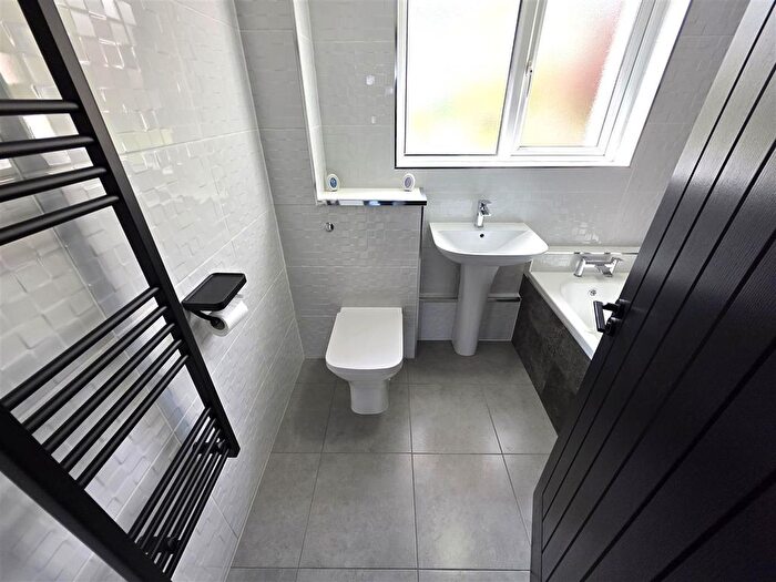 1 Bedroom Flat To Rent In Ballochmyle, St Leonards, East Kilbride, G74