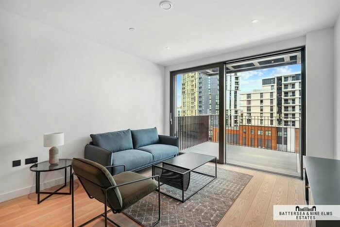 1 Bedroom Flat To Rent In Legacy Building, Embassy Gardens, SW11