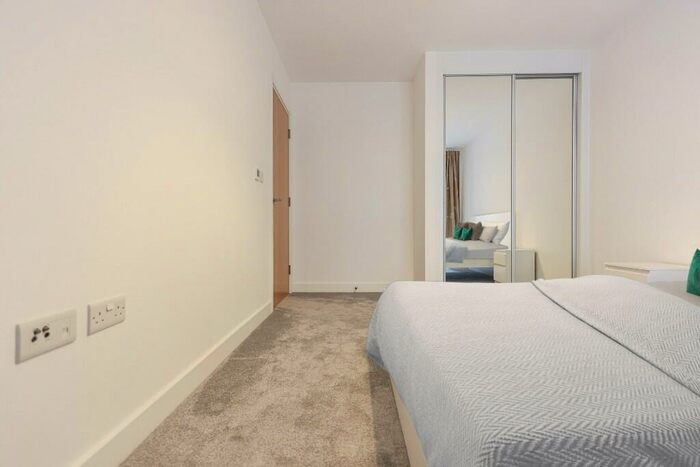 1 Bedroom Apartment To Rent In Seafarer Way, London, SE16