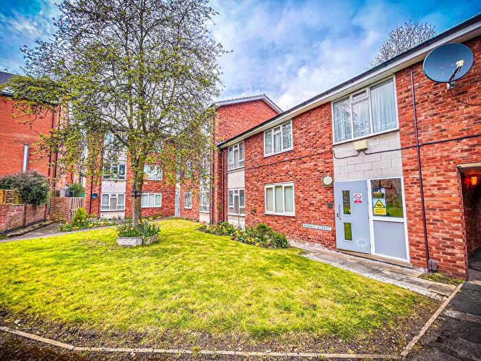 1 Bedroom Flat To Rent In Hermit Street, Lincoln, LN5