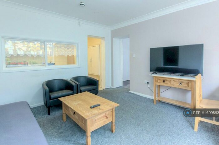 1 Bedroom Flat To Rent In Kings Road, Great Yarmouth, NR30