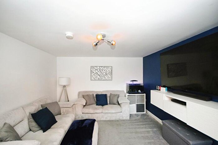 4 Bedroom Detached House For Sale In Thomas Snead Road, Scholars Chase, Bristol, BS16