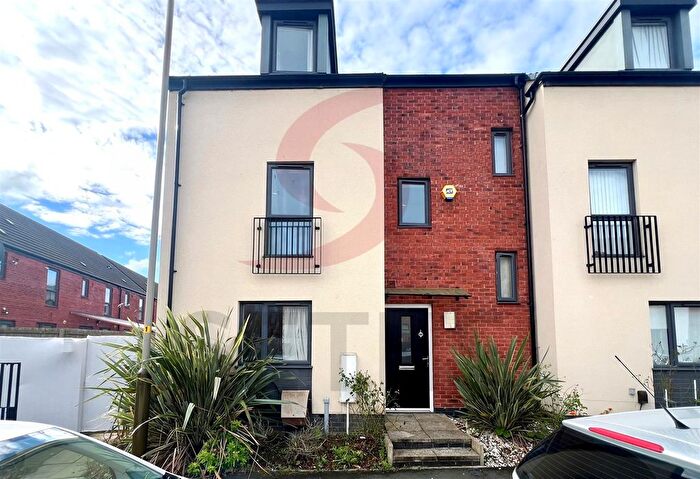 4 Bedroom End Of Terrace House To Rent In Pearson Avenue, Belgrave, Leicester, LE4
