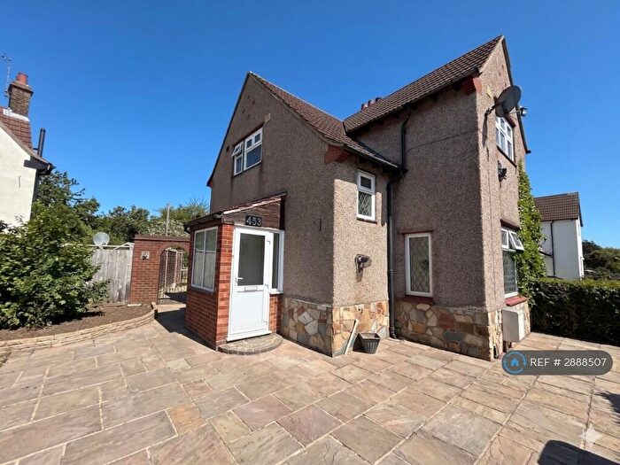 2 Bedroom Semi-Detached House To Rent In Ripple Road, Barking, IG11
