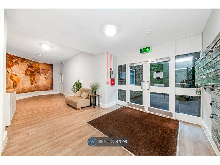 1 Bedroom Flat To Rent In The Beacon, Huddersfield, HD4