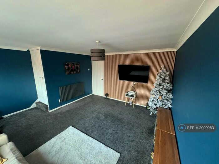 3 Bedroom Terraced House To Rent In Albert Road, Morley, Leeds, LS27