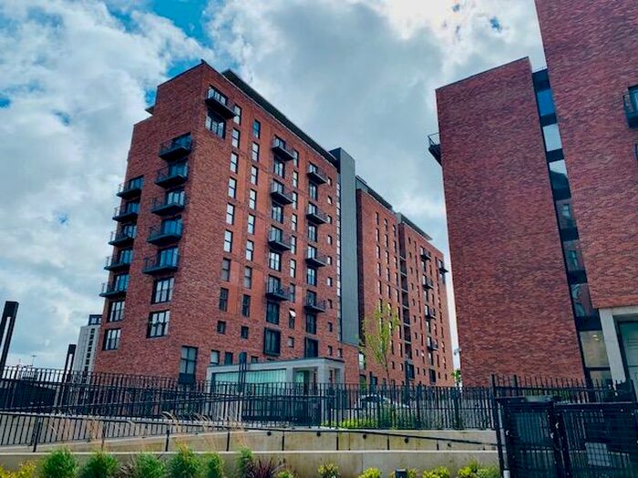 2 Bedroom Apartment To Rent In Block A Wilburn Basin, M5