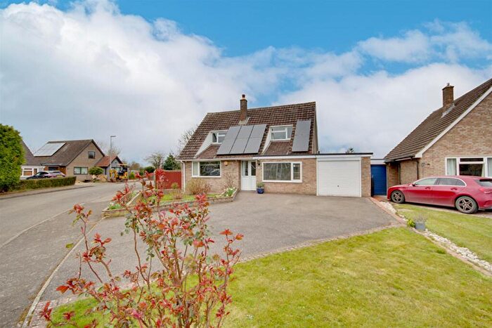 4 Bedroom Detached House For Sale In Bishops Road, Somersham, PE28