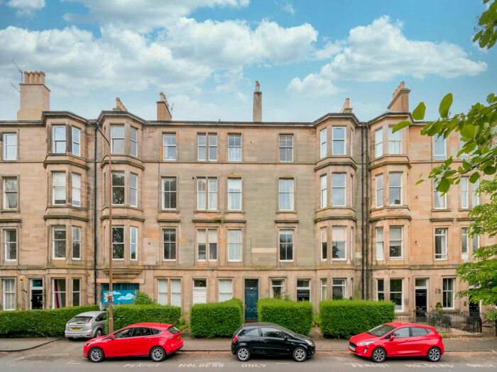 3 Bedroom Flat To Rent In Brunton Gardens, Hillside, Edinburgh, EH7