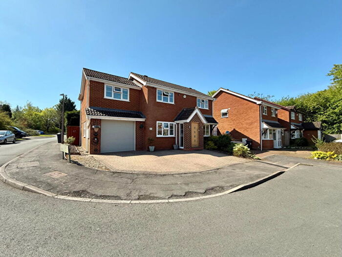 5 Bedroom Detached House For Sale In Rushford Close, Monkspath, B90