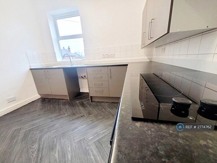 2 Bedroom Flat To Rent In Liverpool Road, Cadishead, Manchester, M44