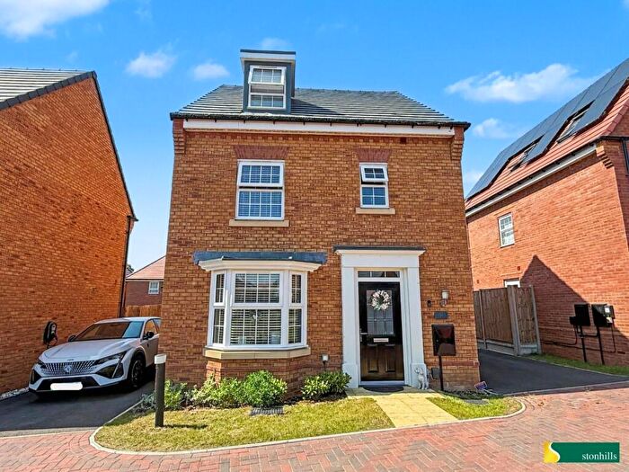 4 Bedroom Detached House For Sale In Drury Way, Overstone, Northampton, NN6