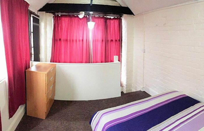 1 Bedroom House To Rent In A Portland Street, Lincoln, Lincolnshire, LN5