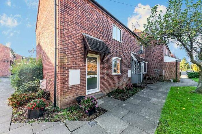 3 Bedroom Leisure Facility Commercial To Rent In Bishops Way, Canterbury, Kent, CT2