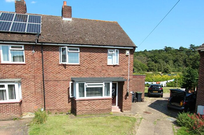 3 Bedroom End Of Terrace House To Rent In Cherrycroft, Sandy, Bedfordshire, SG19