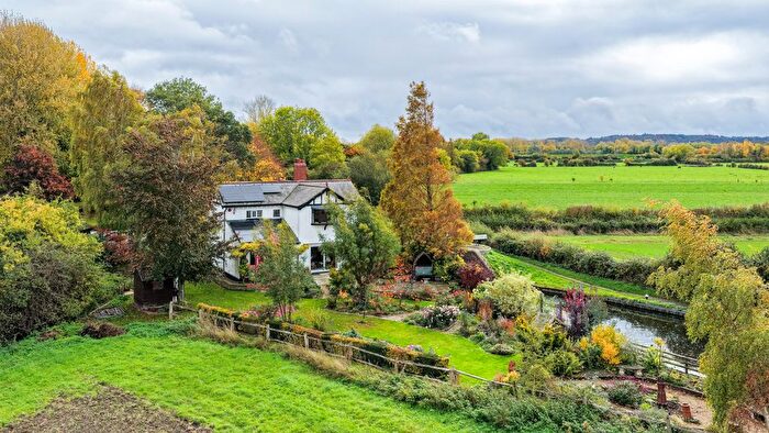 4 Bedroom Detached House For Sale In Long Marston Road, Marsworth, Tring, HP23