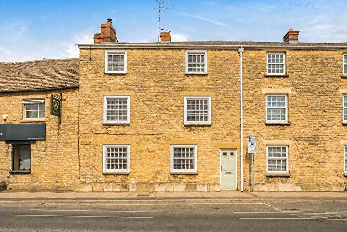4 Bedroom Terraced House For Sale In Corn Street, Witney, Oxfordshire, OX28