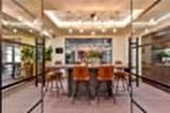 1 Bedroom Flat To Rent In Memorial Avenue, Slough, SL1