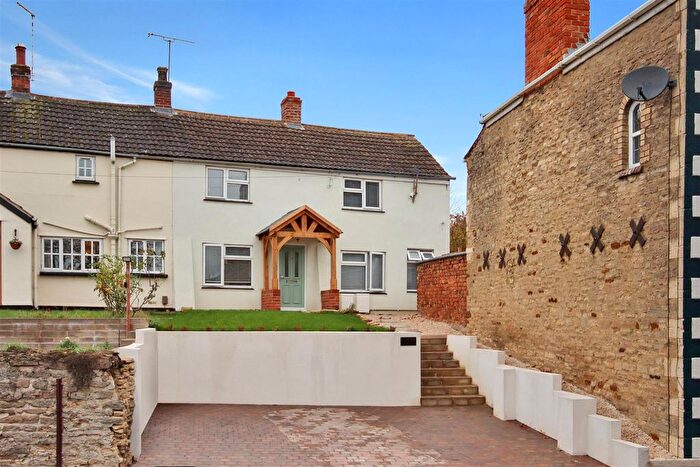 3 Bedroom Semi Detached House For Sale In High Street, Irchester, NN29