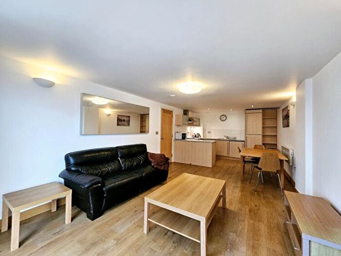 2 Bedroom Apartment To Rent In Blue, Little Neville Street Leeds, LS1