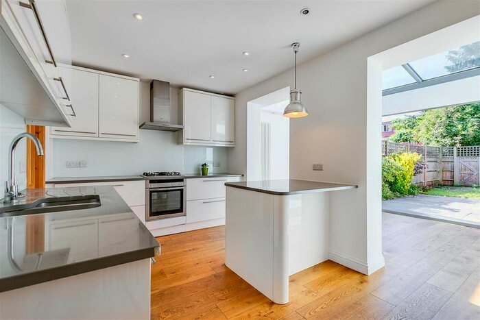 3 Bedroom Terraced House To Rent In Fielding Road, London, W4