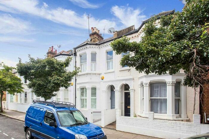 2 Bedroom Flat To Rent In Shorrolds Road, London, SW6