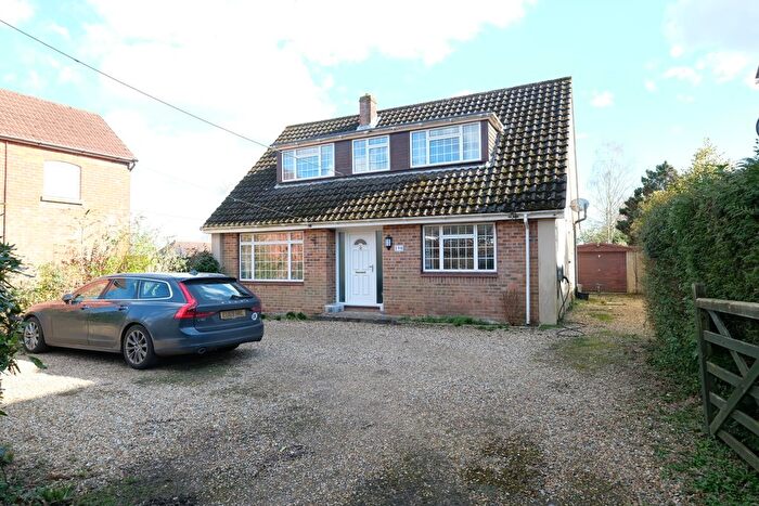 3 Bedroom Detached House For Sale In Woodlands Road, Woodlands, SO40