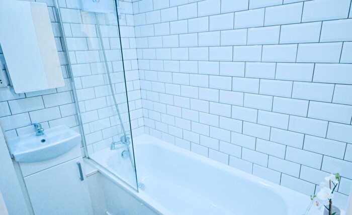 1 Bedroom Flat To Rent In St. Bride Street, Liverpool, L8