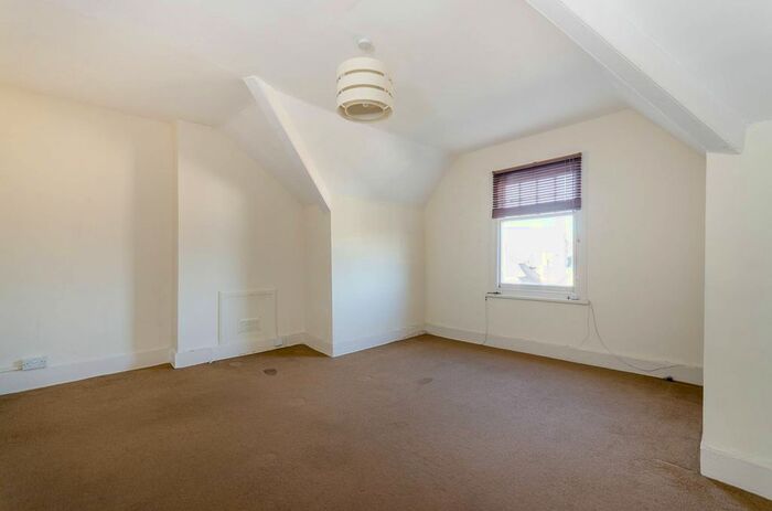 1 Bedroom Flat To Rent In Foyle Road, East Greenwich, London, SE3