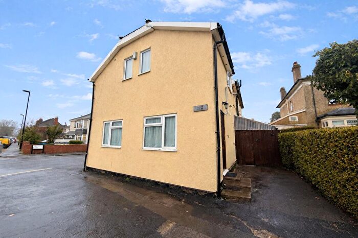 1 Bedroom Flat To Rent In Foundry Lane, Southampton, SO15