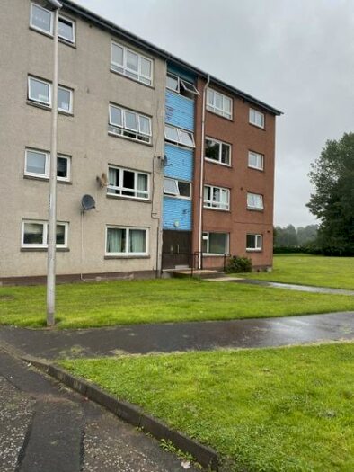 2 Bedroom Flat To Rent In Bute Drive, Perth, Perthshire, PH1