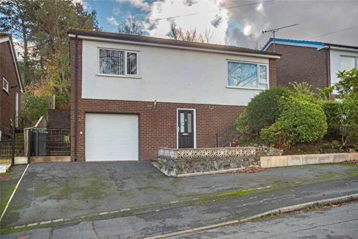 2 Bedroom Detached House For Sale In Merton Park, Penmaenmawr, Conwy, LL34