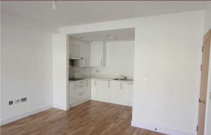 1 Bedroom Flat To Rent In The Grange, Portmill Lane, Hitchin, Hitchin, SG5