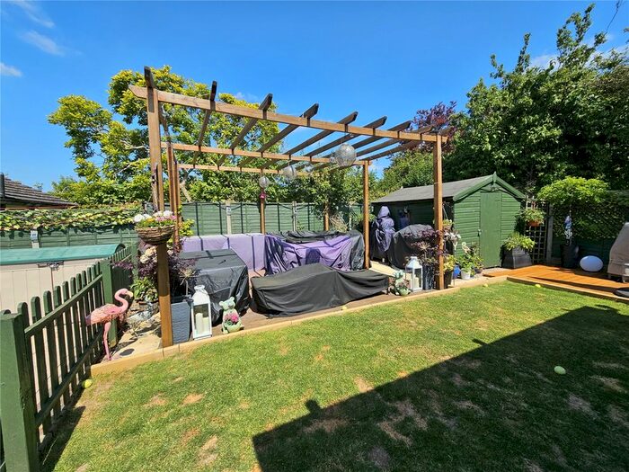 3 Bedroom Bungalow For Sale In Peachley Gardens, Lower Broadheath, Worcester, Worcestershire, WR2