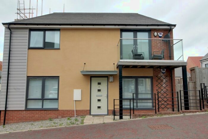2 Bedroom Flat To Rent In Bellshiel Grove, The Rise, Newcastle Upon Tyne, NE15